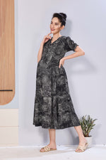 Stylish Picoting Maternity & Feeding Maxi Dress – Abstract Mineral Print Nursing Frock with Invisible Zipper & Puff Sleeves - Breastfeeding Friendly
