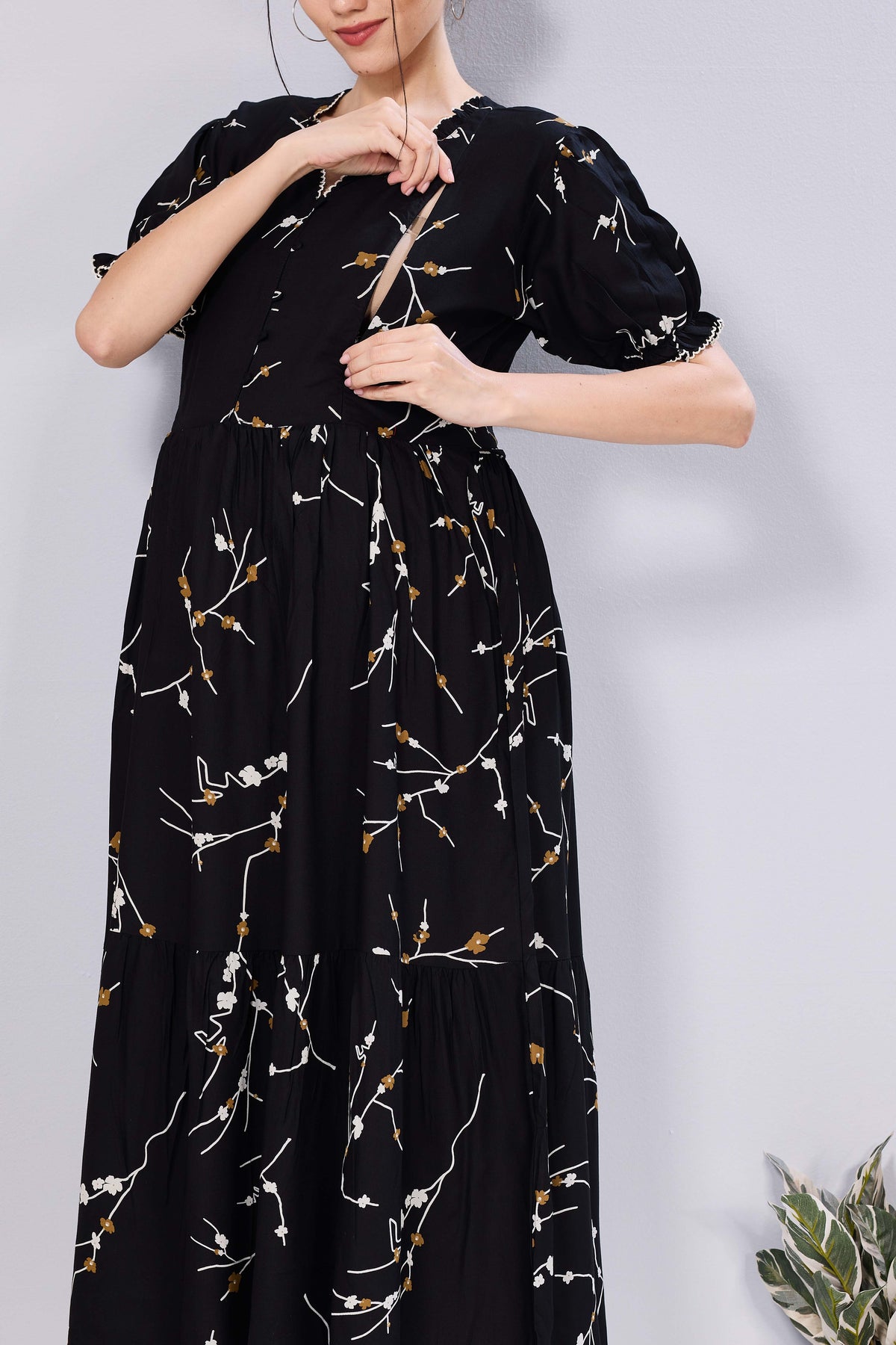 Stylish Picoting Maternity & Feeding Maxi Dress – Red Cherry Blossom Floral Nursing Frock with Invisible Zipper & Scalloped Sleeves