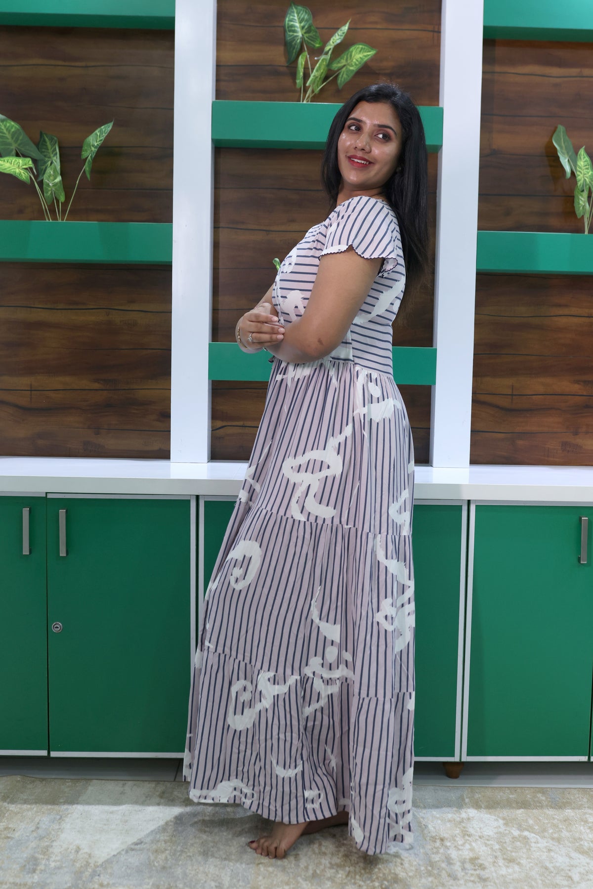 Imported Rayon Gathering Frock Model Night Gown's | Front Adjustable Gathering Style Rope Rope | Front Closed Button | Double Layer Sleeve | Trending Collection's for Stylish Women's (IRF)