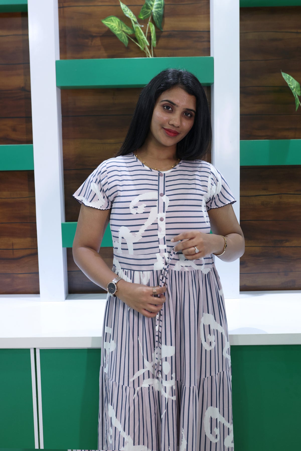 Imported Rayon Gathering Frock Model Night Gown's | Front Adjustable Gathering Style Rope Rope | Front Closed Button | Double Layer Sleeve | Trending Collection's for Stylish Women's (IRF)