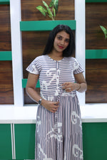 Imported Rayon Gathering Frock Model Night Gown's | Front Adjustable Gathering Style Rope Rope | Front Closed Button | Double Layer Sleeve | Trending Collection's for Stylish Women's (IRF)