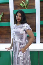 Imported Rayon Gathering Frock Model Night Gown's | Front Adjustable Gathering Style Rope Rope | Front Closed Button | Double Layer Sleeve | Trending Collection's for Stylish Women's (IRF)