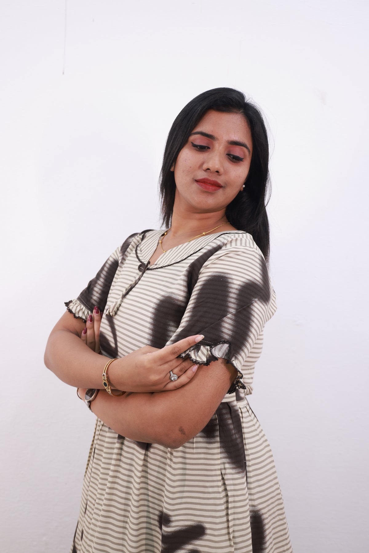 Mangai 3 Layer Reversible Design Frock Model Nighties Soft and Smooth Premium Quality Rayon Material , Fancy Frilled Sleeve, Side Pocket , Back tie Rope , Stylish Collection's for Trendy Women's (MRK)