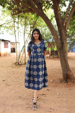 New Mangai Cotton Feeding MAXI Soft & Smooth Cotton | Invisible Vertical Feeding Zipper | Side Pockets | Back Adjustable Tie Rope |Casual & Maternity Wear (JFM)