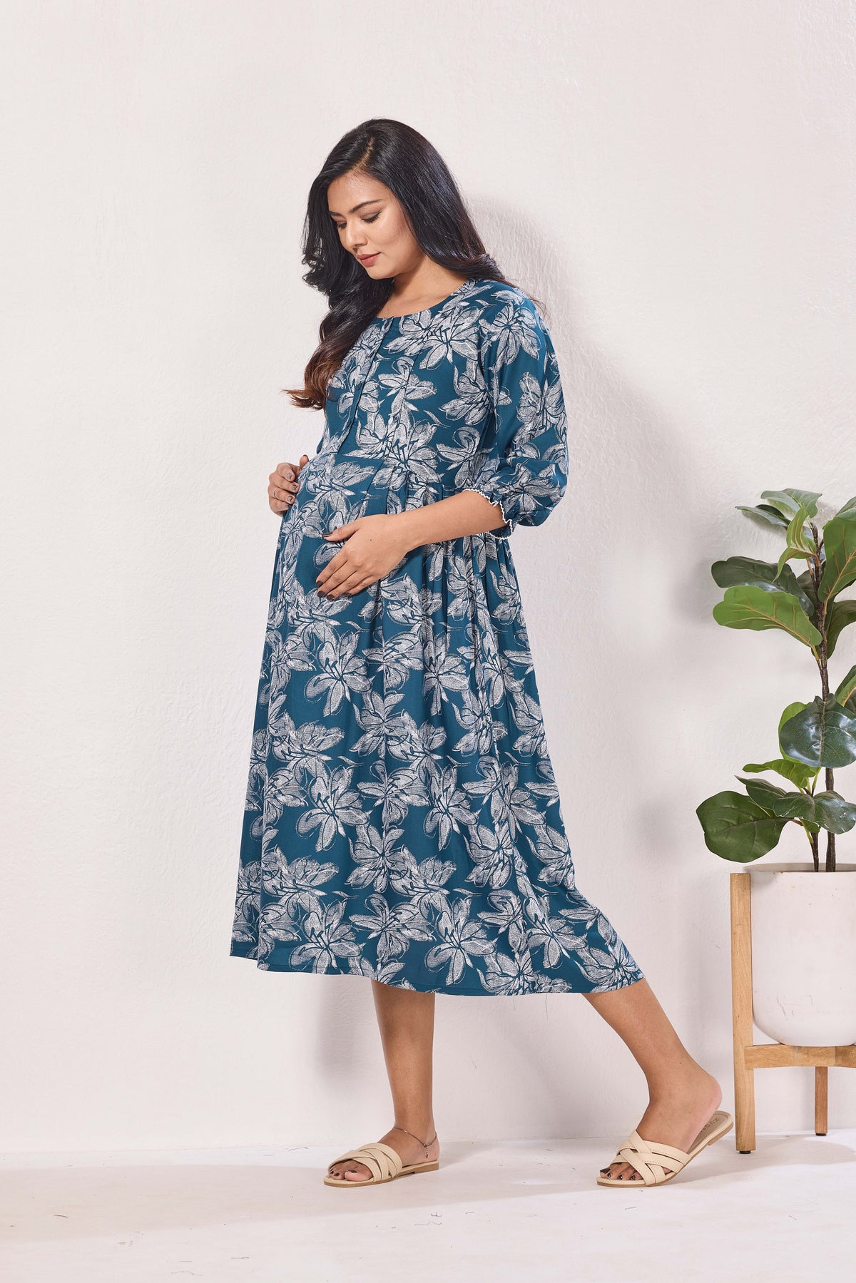 Maternity Arrivals Fancy Mom's Feeding Casual Maxi Wear | Long Elastic Frilled Sleeve | Vertical Feeding Zipper | Comports as Feeding Friendly & Casual wear Rayon MAXI Maternity Frock (ERM)
