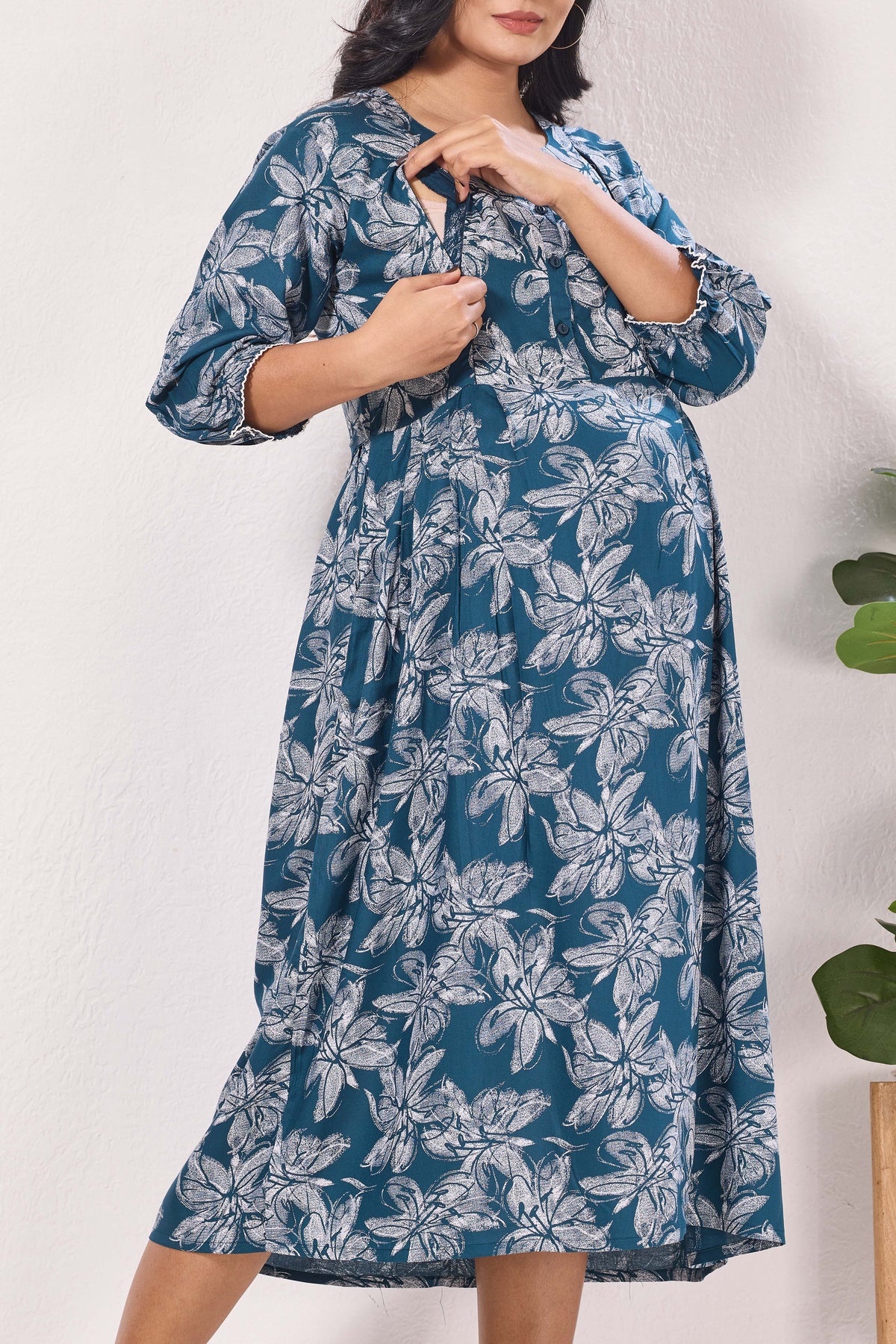 Maternity Arrivals Fancy Mom's Feeding Casual Maxi Wear | Long Elastic Frilled Sleeve | Vertical Feeding Zipper | Comports as Feeding Friendly & Casual wear Rayon MAXI Maternity Frock (ERM)