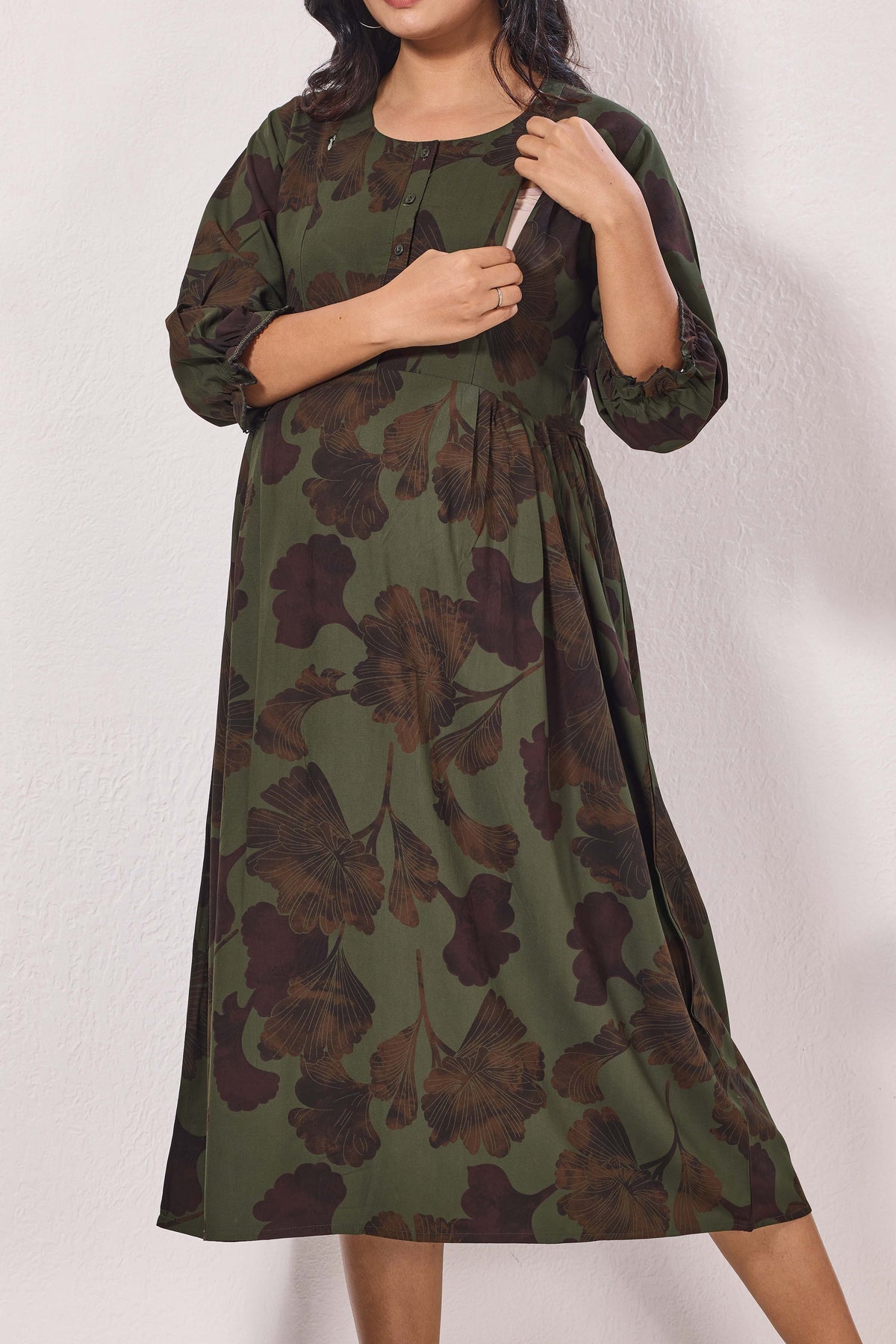 Maternity Arrivals Fancy Mom's Feeding Casual Maxi Wear | Long Elastic Frilled Sleeve | Vertical Feeding Zipper | Comports as Feeding Friendly & Casual wear Rayon MAXI Maternity Frock (ERM)