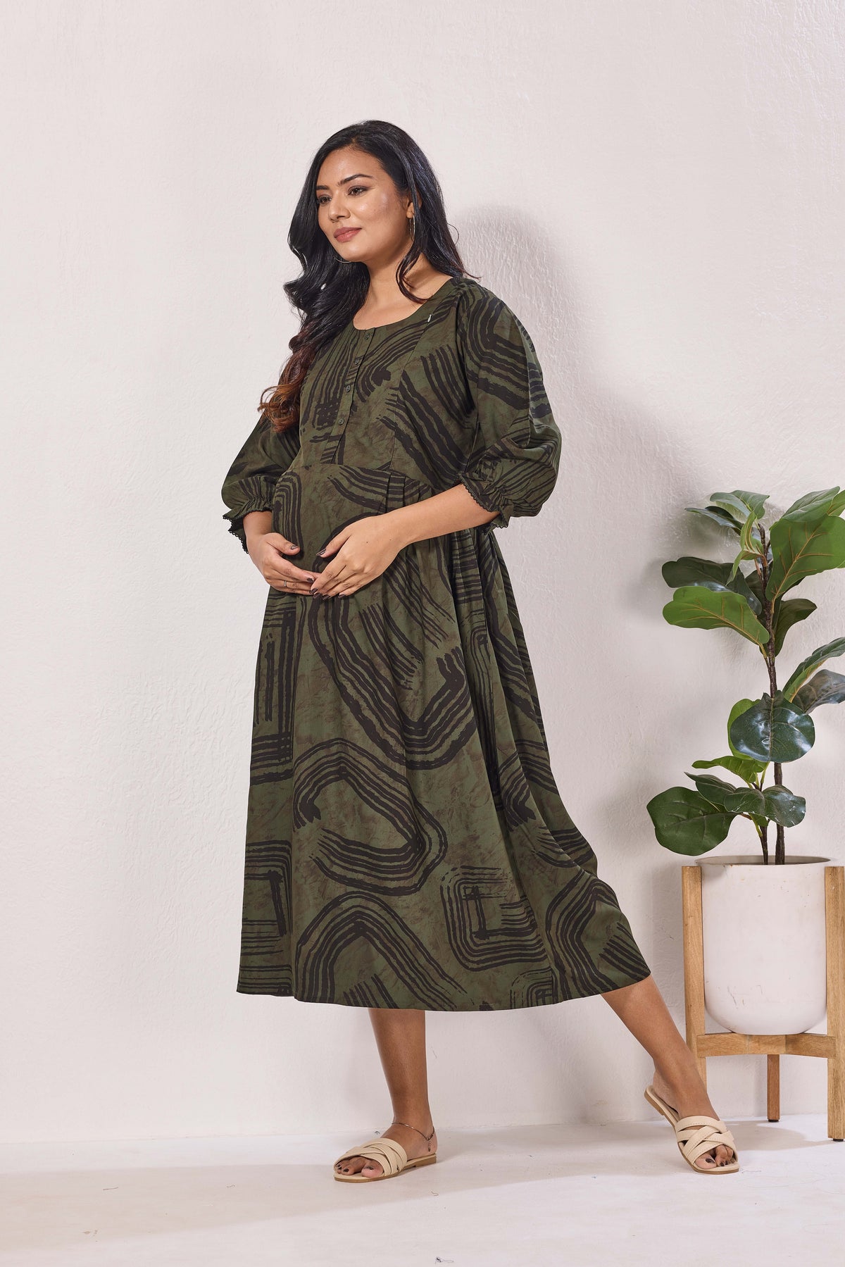 Maternity Arrivals Fancy Mom's Feeding Casual Maxi Wear | Long Elastic Frilled Sleeve | Vertical Feeding Zipper | Comports as Feeding Friendly & Casual wear Rayon MAXI Maternity Frock (ERM)