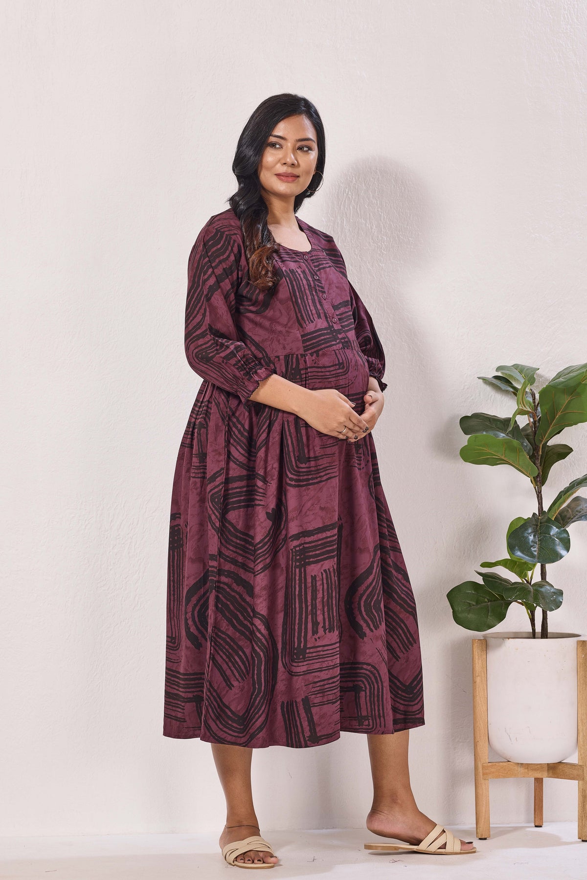 Maternity Arrivals Fancy Mom's Feeding Casual Maxi Wear | Long Elastic Frilled Sleeve | Vertical Feeding Zipper | Comports as Feeding Friendly & Casual wear Rayon MAXI Maternity Frock (ERM)
