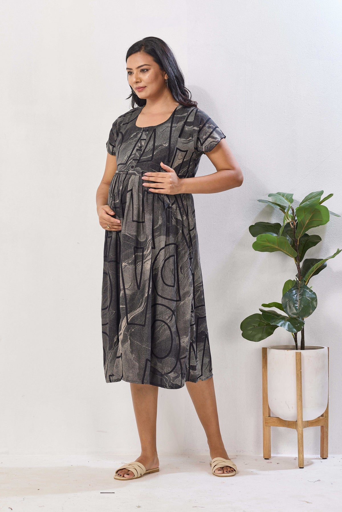Grey Abstract Print Rayon Maternity Maxi Dress | Feeding Zipper | Adjustable Tie-Up | Side Pocket | Pre & Post Pregnancy Wear (FIO-M)