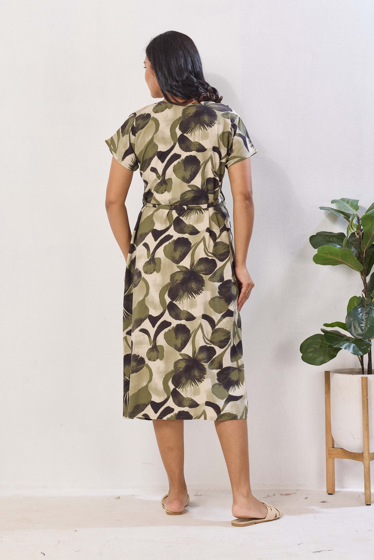 Breathable Rayon Feeding Maxi Dress – Green Botanical Print | Pregnancy & Nursing Wear | Invisible Feeding Zipper & Side Pocket (FIO-M)