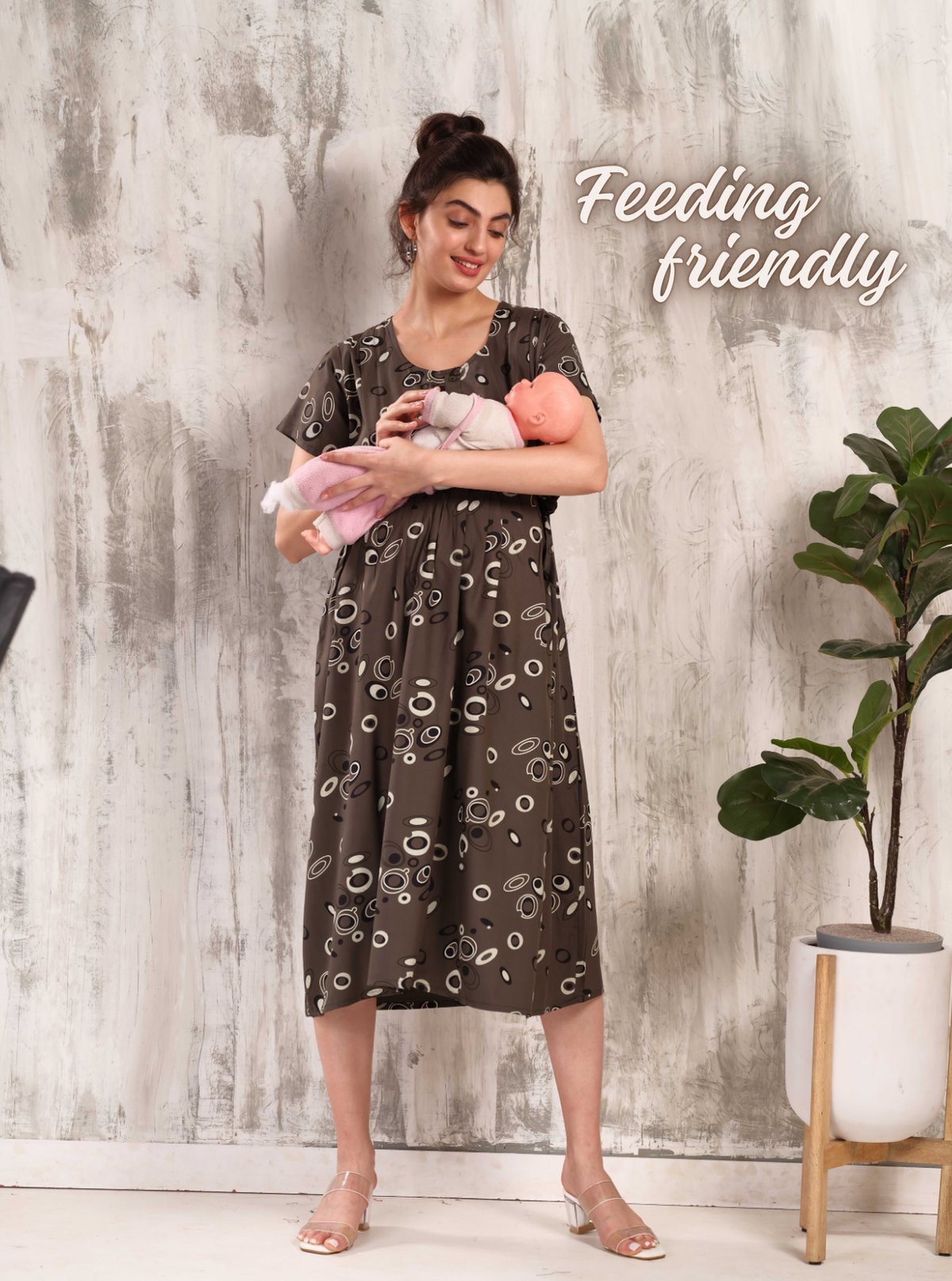 New Arrivals 4-IN-ONE MAXI Mom's Feeding & Casual Wear | Stylish Maxi Style | Invisible Feeding Zipper | Perfect Pre & Post Pregnancy Wear (MAXI 4-IN-ONE)