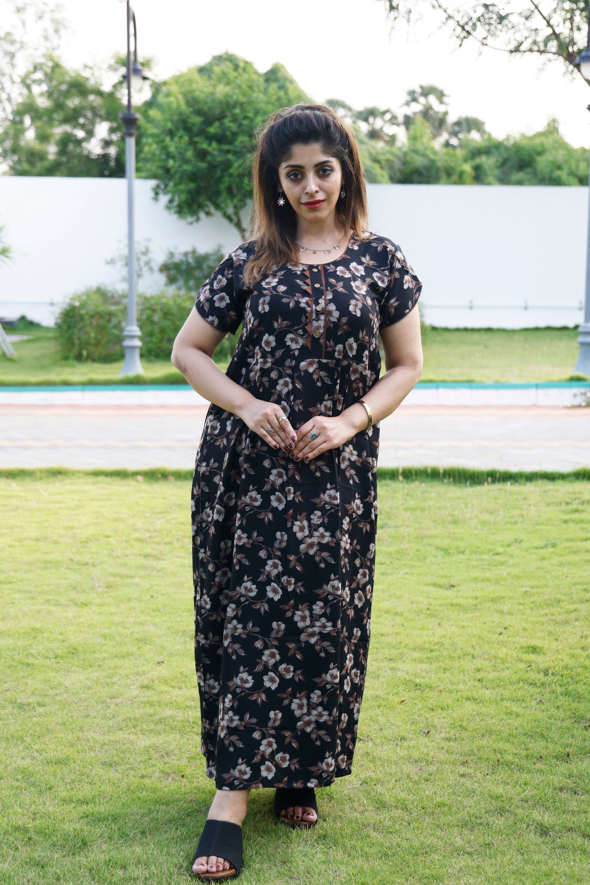 Alpine KURTI Style Nighties| Beautiful Stylish KURTI Model | Half Sleeve | Without Zipper | Stylish Thread Tied Front Closed Type | Fresh Collection's for Stylish Women's (AK-H)