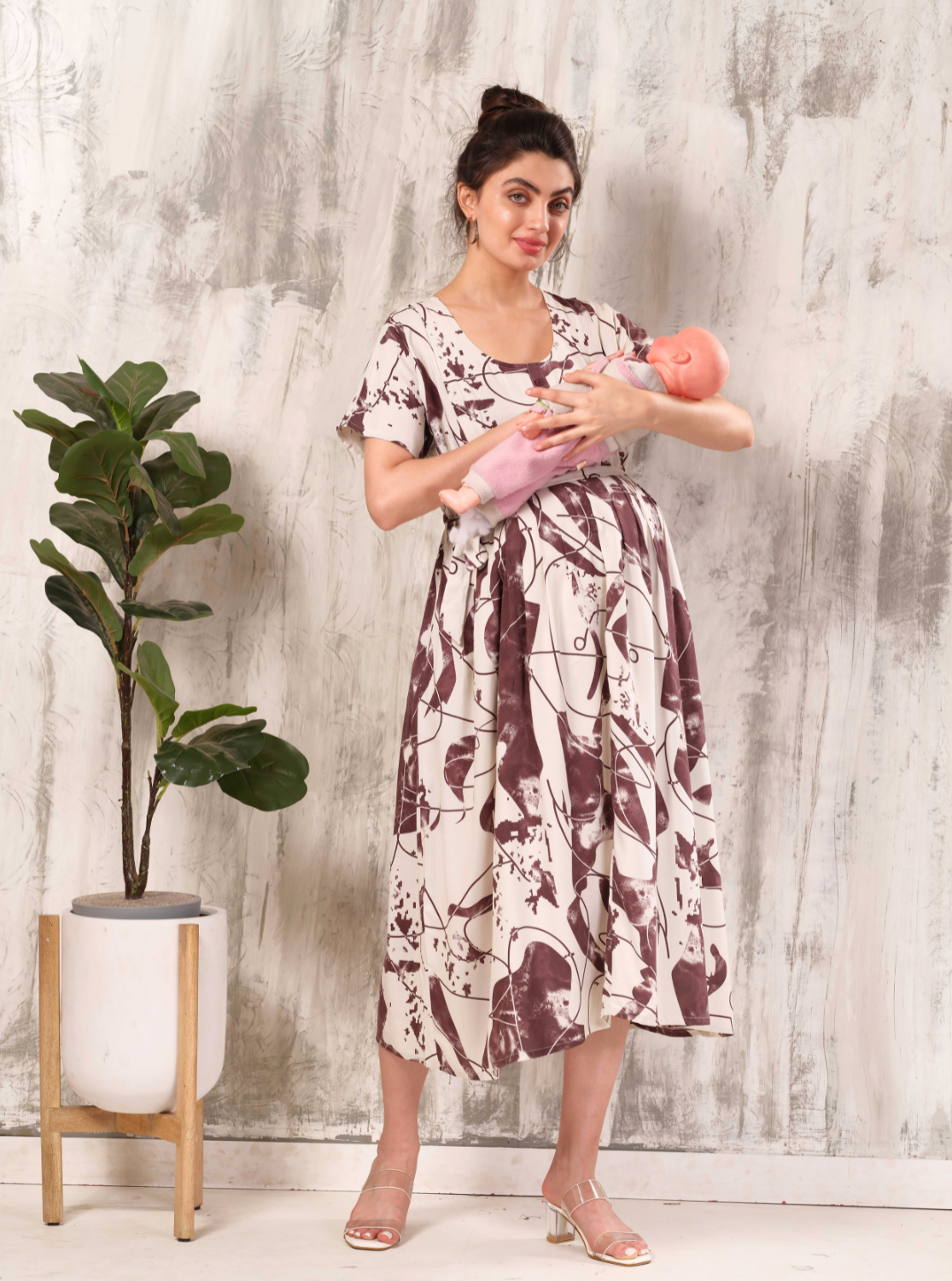 New Arrivals 4-IN-ONE MAXI Mom's Feeding & Casual Wear | Stylish Maxi Style | Invisible Feeding Zipper | Perfect Pre & Post Pregnancy Wear (MAXI 4-IN-ONE)