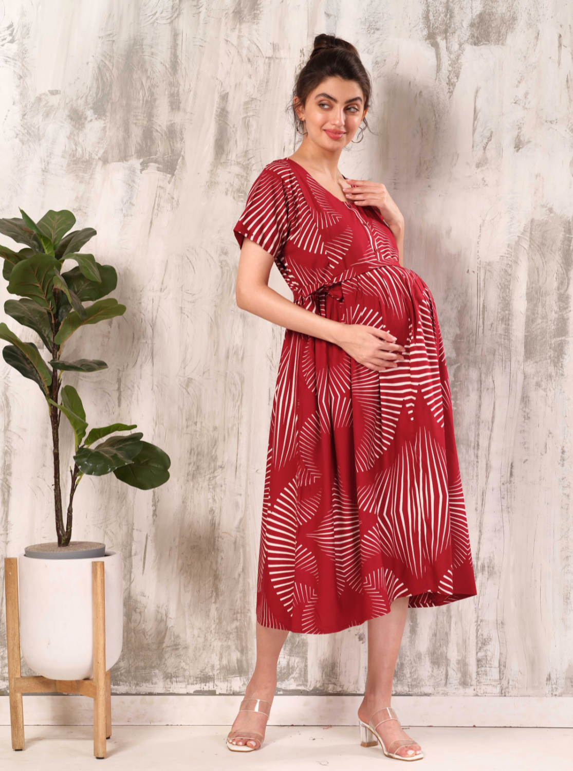 New Arrivals 4-IN-ONE MAXI Mom's Feeding & Casual Wear | Stylish Maxi Style | Invisible Feeding Zipper | Perfect Pre & Post Pregnancy Wear (MAXI 4-IN-ONE)