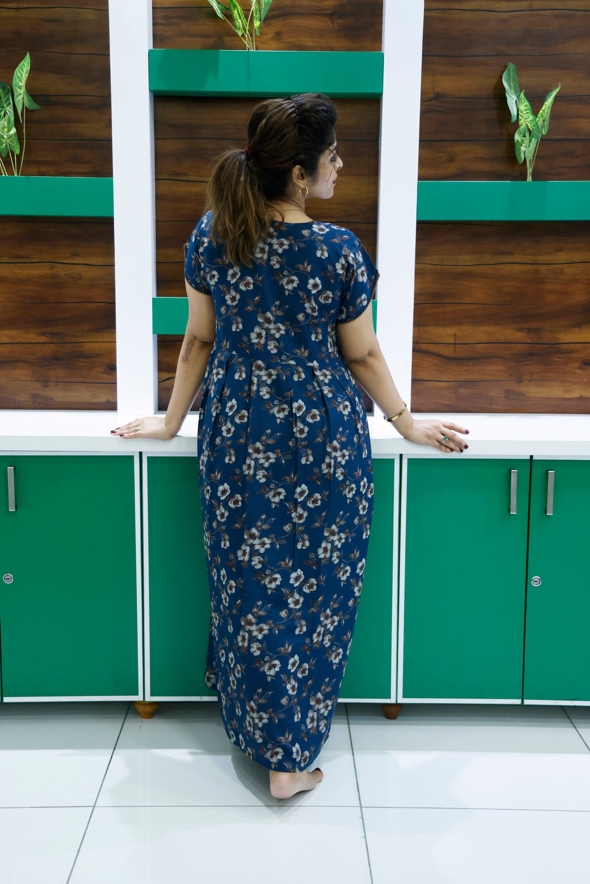 Alpine KURTI Style Nighties| Beautiful Stylish KURTI Model | Half Sleeve | Without Zipper | Stylish Thread Tied Front Closed Type | Fresh Collection's for Stylish Women's (AK-H)