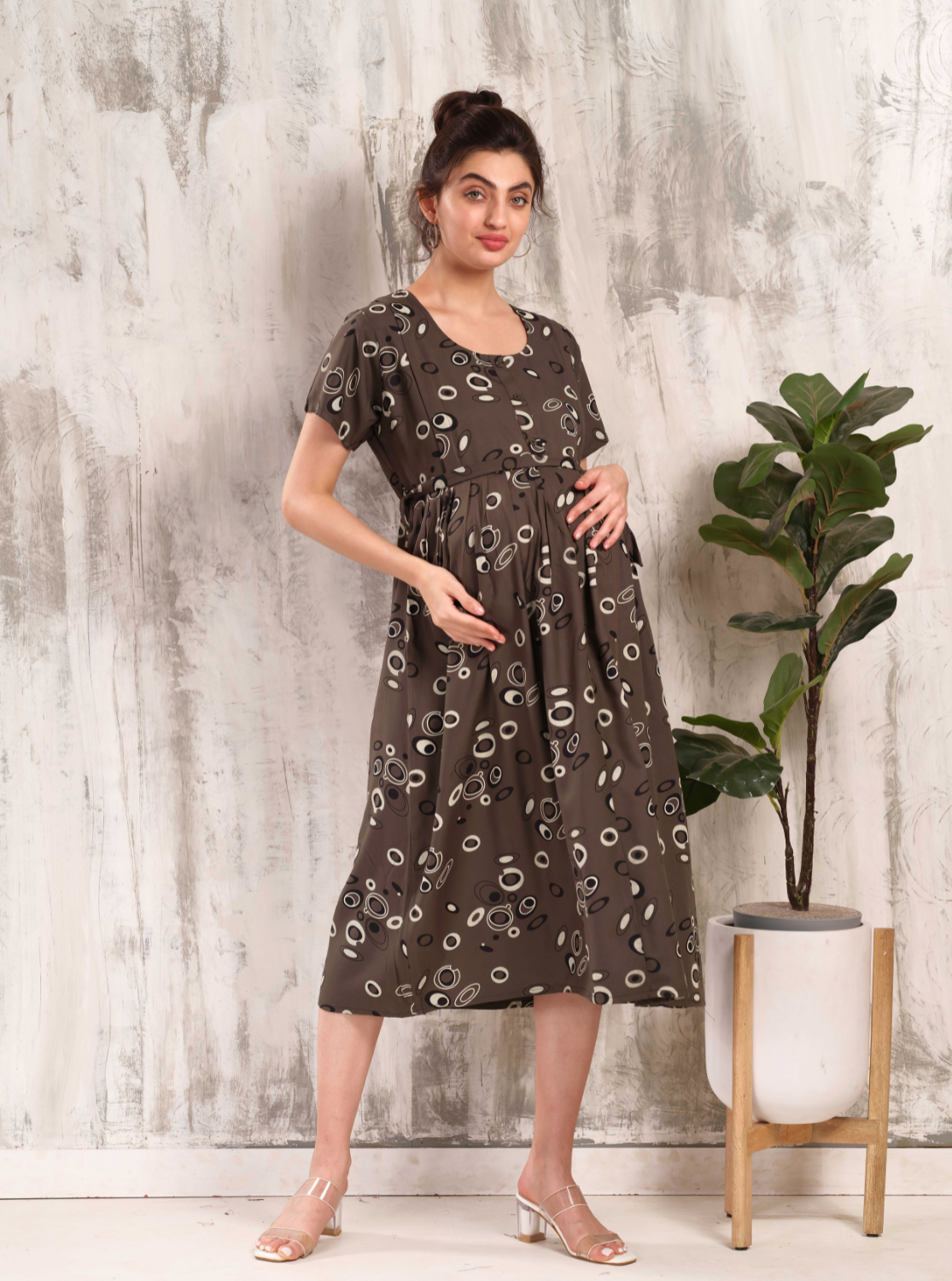 New Arrivals 4-IN-ONE MAXI Mom's Feeding & Casual Wear | Stylish Maxi Style | Invisible Feeding Zipper | Perfect Pre & Post Pregnancy Wear (MAXI 4-IN-ONE)