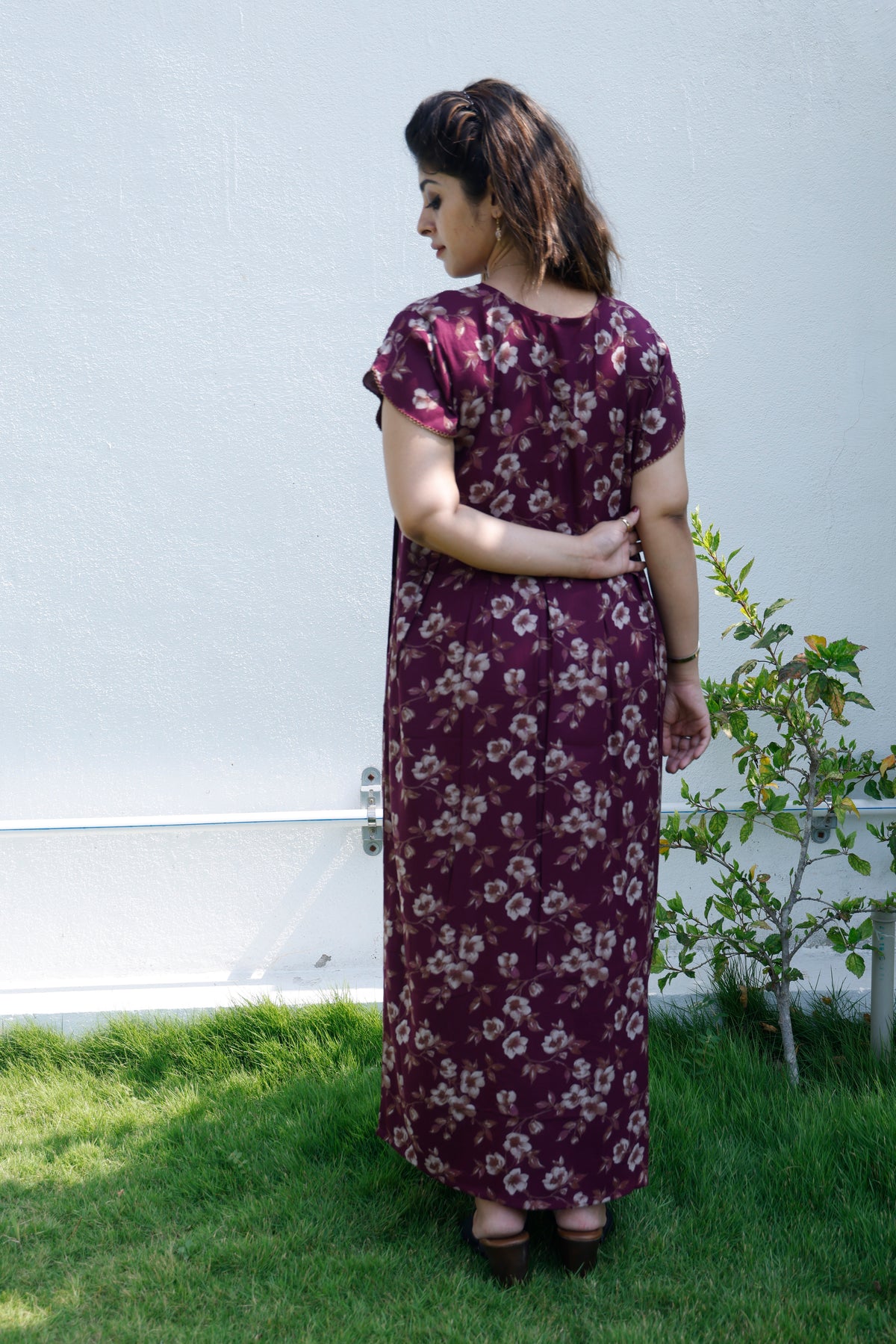 Alpine KURTI Style Nighties| Beautiful Stylish KURTI Model | Half Sleeve | Without Zipper | Stylish Thread Tied Front Closed Type | Fresh Collection's for Stylish Women's (AK-H)