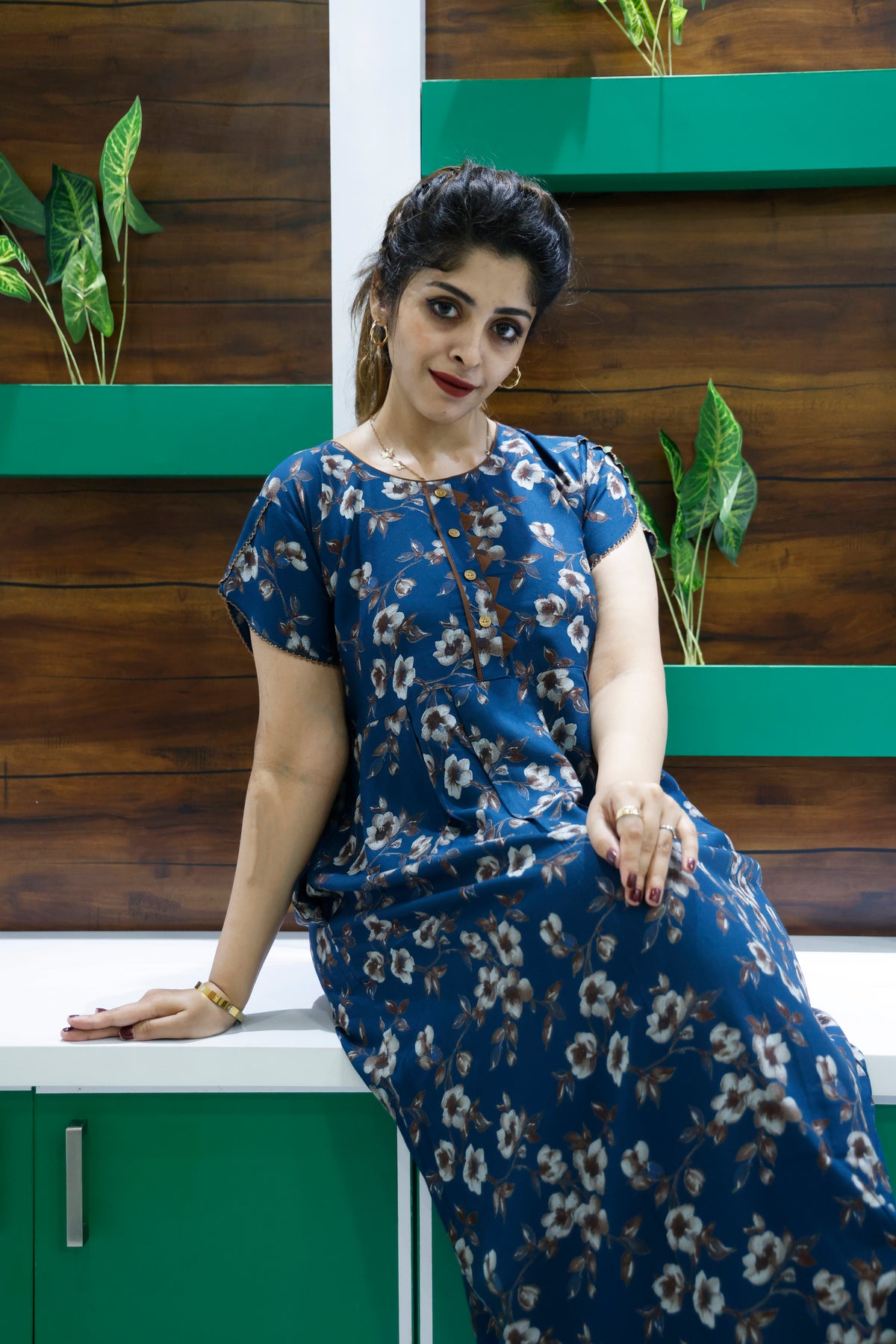 Alpine KURTI Style Nighties| Beautiful Stylish KURTI Model | Half Sleeve | Without Zipper | Stylish Thread Tied Front Closed Type | Fresh Collection's for Stylish Women's (AK-H)
