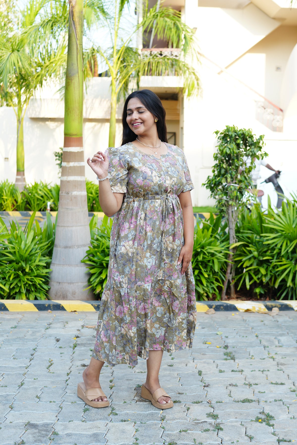 Vintage Earthy Floral Rayon Foil Print Maxi Dress – Puff Sleeve Tiered Frock with Adjustable Waist Tie & Side Pockets