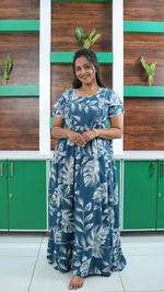 Dusty Mauve Orchid Print Rayon Feeding Frock – Stylish Front Open Zipper Maternity Dress with Double Layer Sleeves