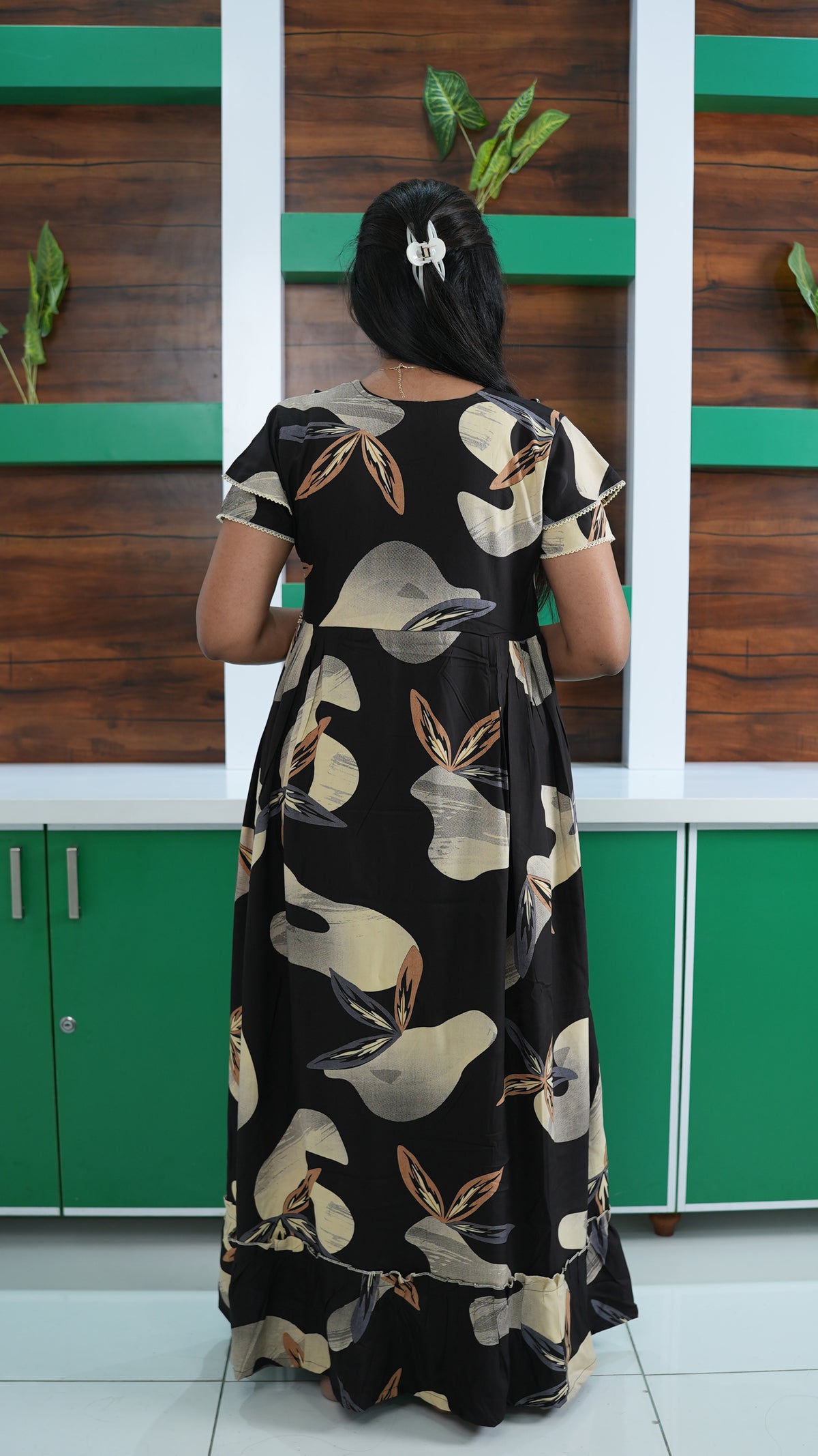 Chocolate Brown Autumn Leaf Print Rayon Feeding Frock – Stylish Front Open Zipper Maternity Dress with Double Layer Sleeves