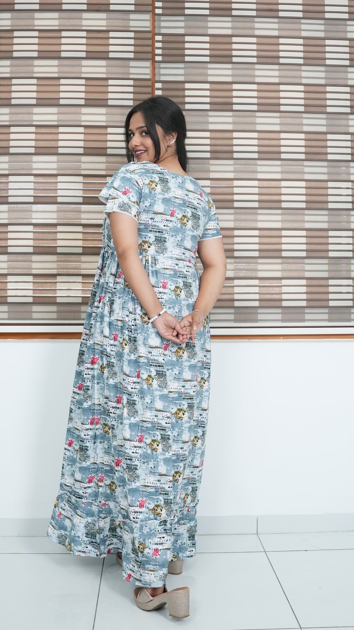 Peach Tribal Mosaic Rayon Feeding Frock – Stylish Front Open Zipper Maternity Dress with Double Layer Sleeves