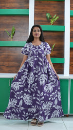Dusty Mauve Orchid Print Rayon Feeding Frock – Stylish Front Open Zipper Maternity Dress with Double Layer Sleeves