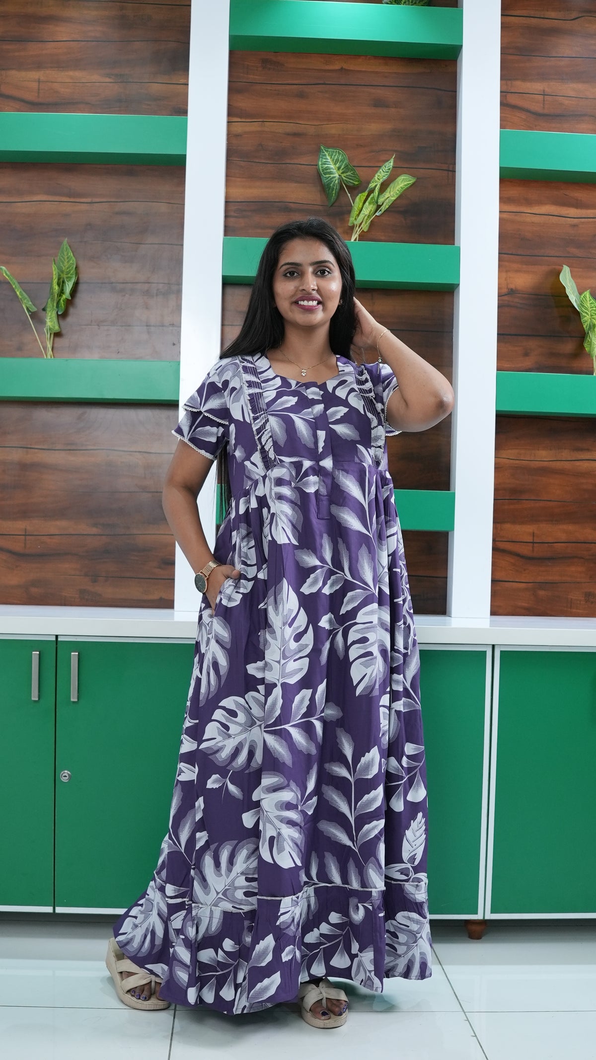 Dusty Mauve Orchid Print Rayon Feeding Frock – Stylish Front Open Zipper Maternity Dress with Double Layer Sleeves