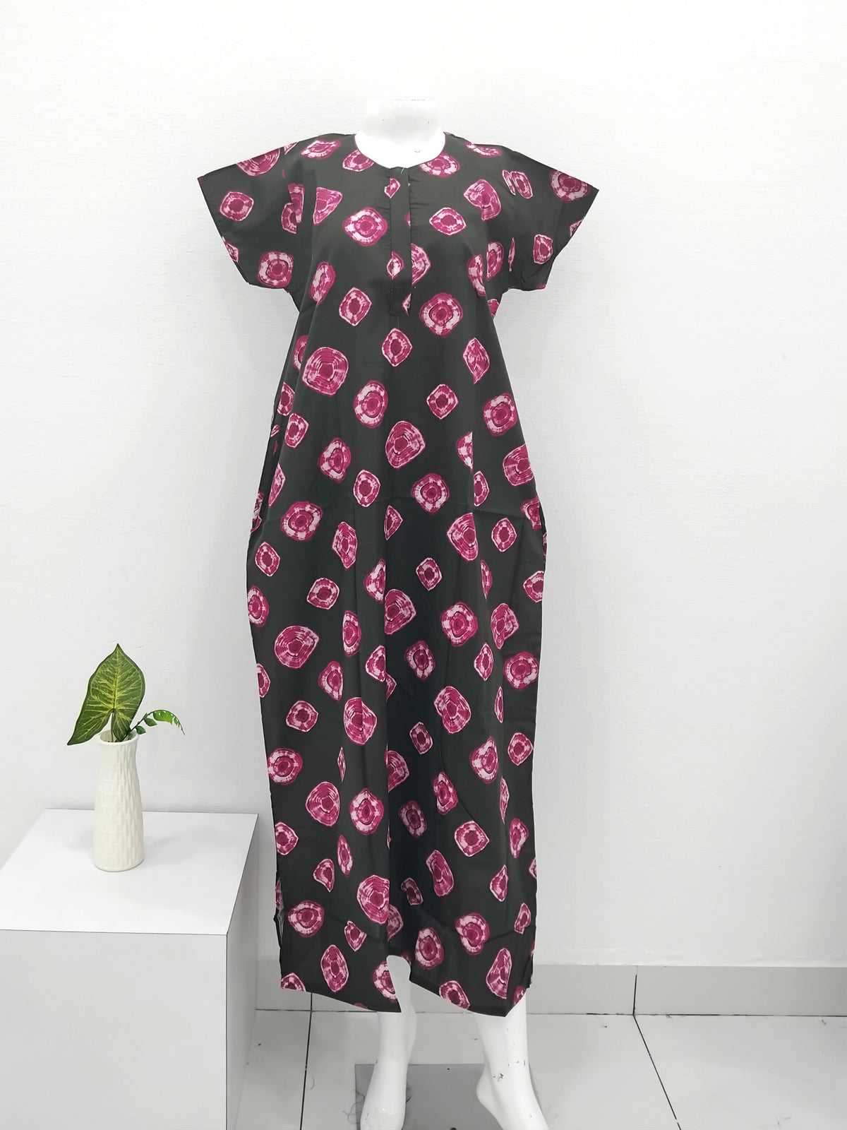 MANGAI Daily Wear Casual Comfort Fit Cotton Printed Nighties | Front Open Zipper Model | Fancy Round Neck with Side Pocket Cotton Nighties (DRN)