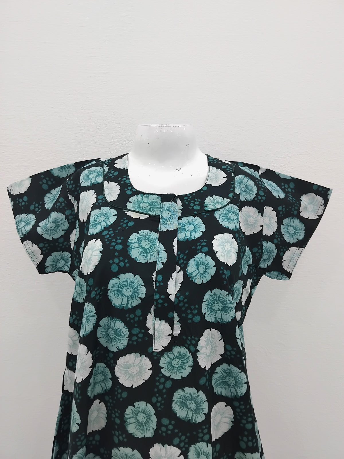 MANGAI Daily Wear Casual Comfort Fit Cotton Printed Nighties | Front Open Zipper Model | Fancy Round Neck with Side Pocket Cotton Nighties (DRN)