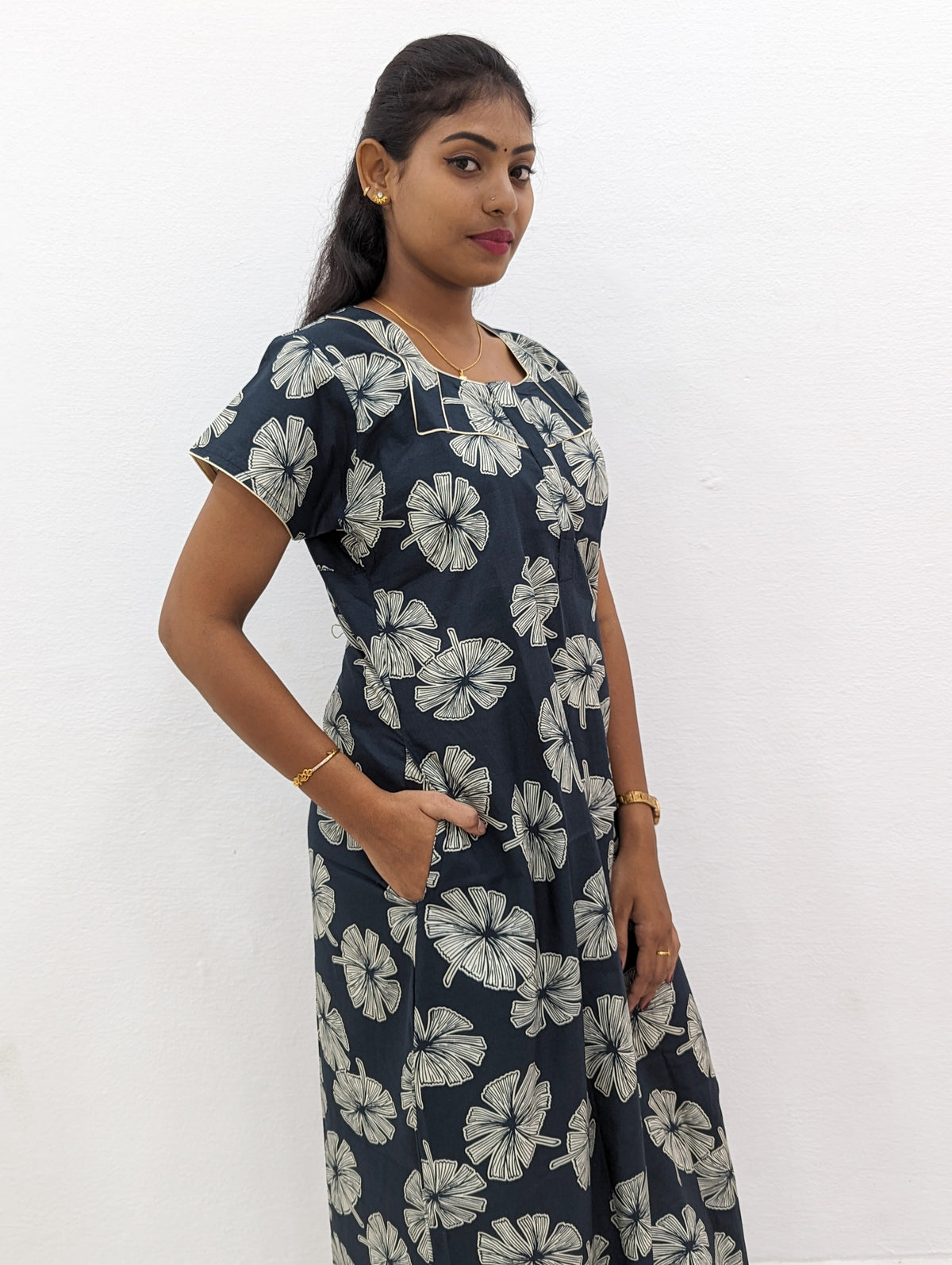 MANGAI New Regular Fit Cotton Printed Nighties - All Over Printed Stylish Nightwear for Stylish Women | Side Cut Pocket | Beautiful Nighties for Stylish Women's | Colourful Printed Cotton Nighties (HCC)