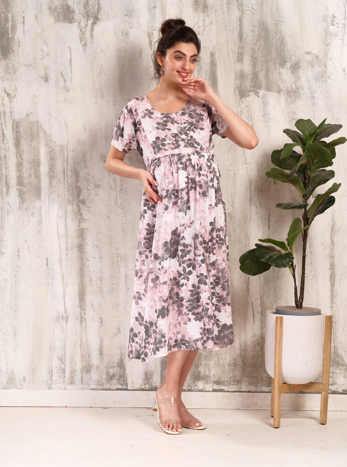 New Arrivals 4-IN-ONE MAXI Mom's Feeding & Casual Wear | Stylish Maxi Style | Invisible Feeding Zipper | Perfect Pre & Post Pregnancy Wear (MAXI 4-IN-ONE)