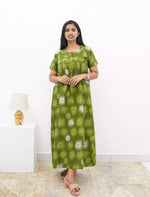 Cotton Floral Printed Front Zipper Nighty with Pocket | Mangai Nighties