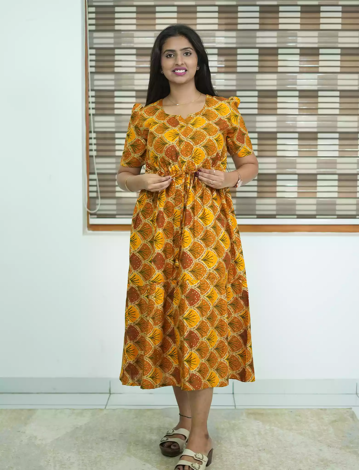 Rayon Scallop Shell PrintFoil Gathering Maxi with Puff Sleeve - Mangai Nighties