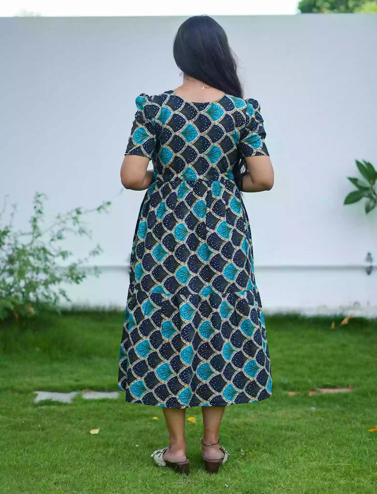 Rayon Scallop Shell PrintFoil Gathering Maxi with Puff Sleeve - Mangai Nighties