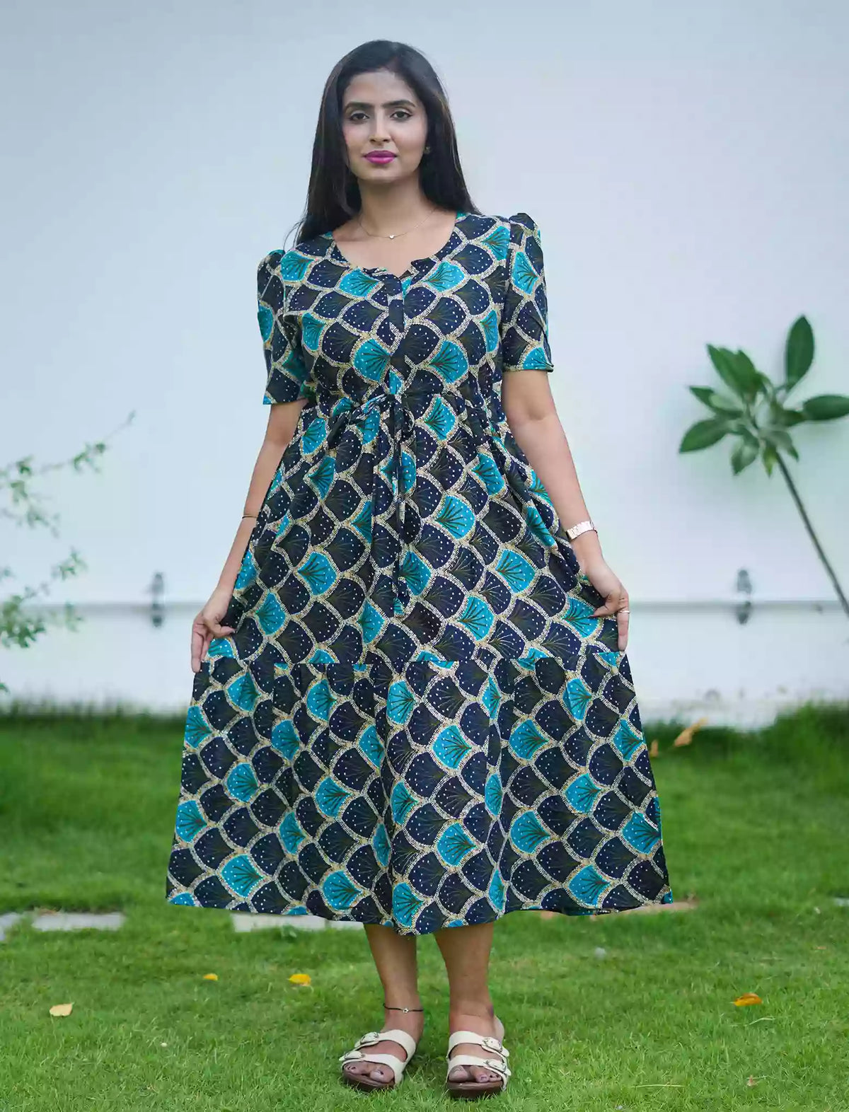 Rayon Scallop Shell PrintFoil Gathering Maxi with Puff Sleeve - Mangai Nighties