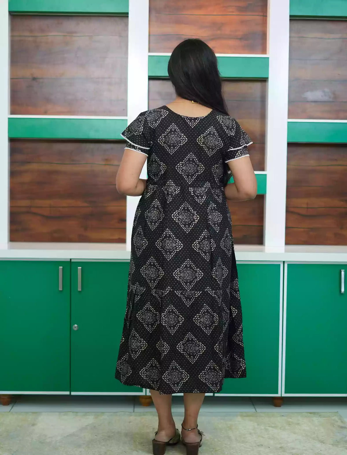 Rayon Diamond Butta Print Foil Gathering Maxi with Layer Sleeve - Mangai Nighties