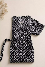 Black Flared Feeding Frock with Front Zipper Fancy neck - Mangai Nighties