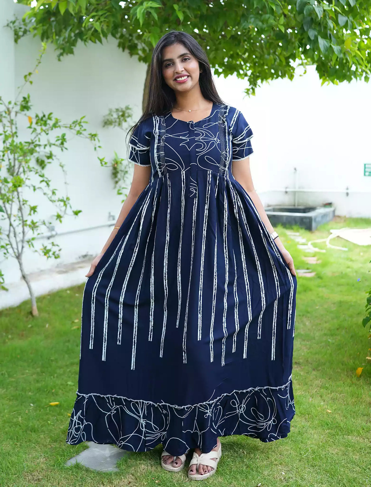 Rayon Stripe Print Feeding Maternity Frock with Zip | Mangai Nighties