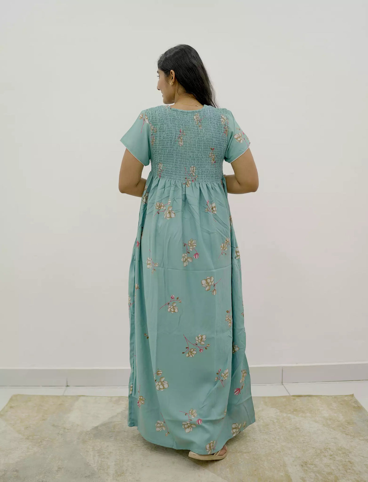 Alpine Floral Pleated Stretchable Smocking Nightgown - Mangai Nighties