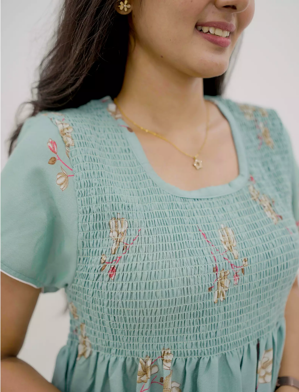 Alpine Floral Pleated Stretchable Smocking Nightgown - Mangai Nighties