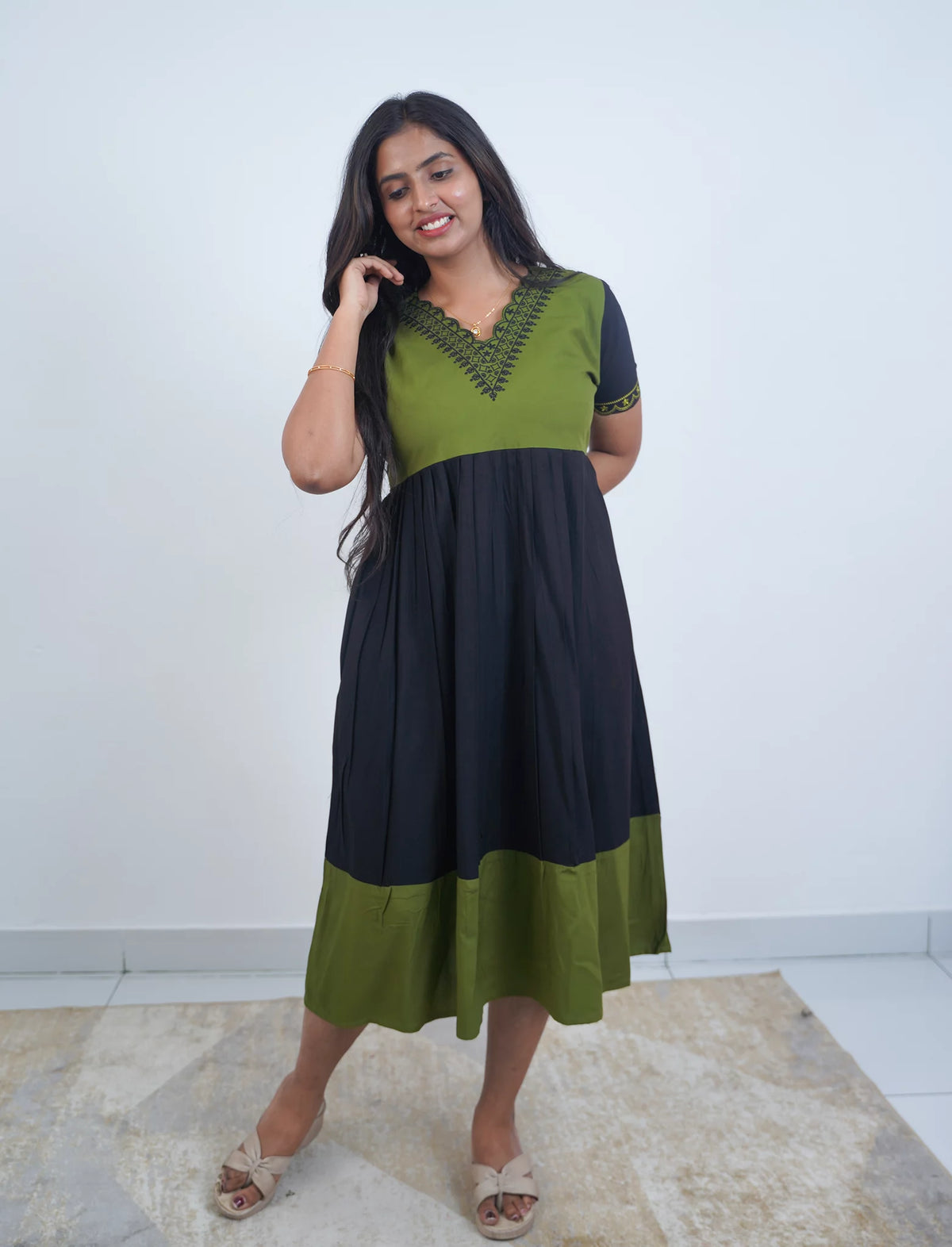 Rayon Plain Embroidered V-Neck Rayon Maxi with Pocket - Mangai Nighties