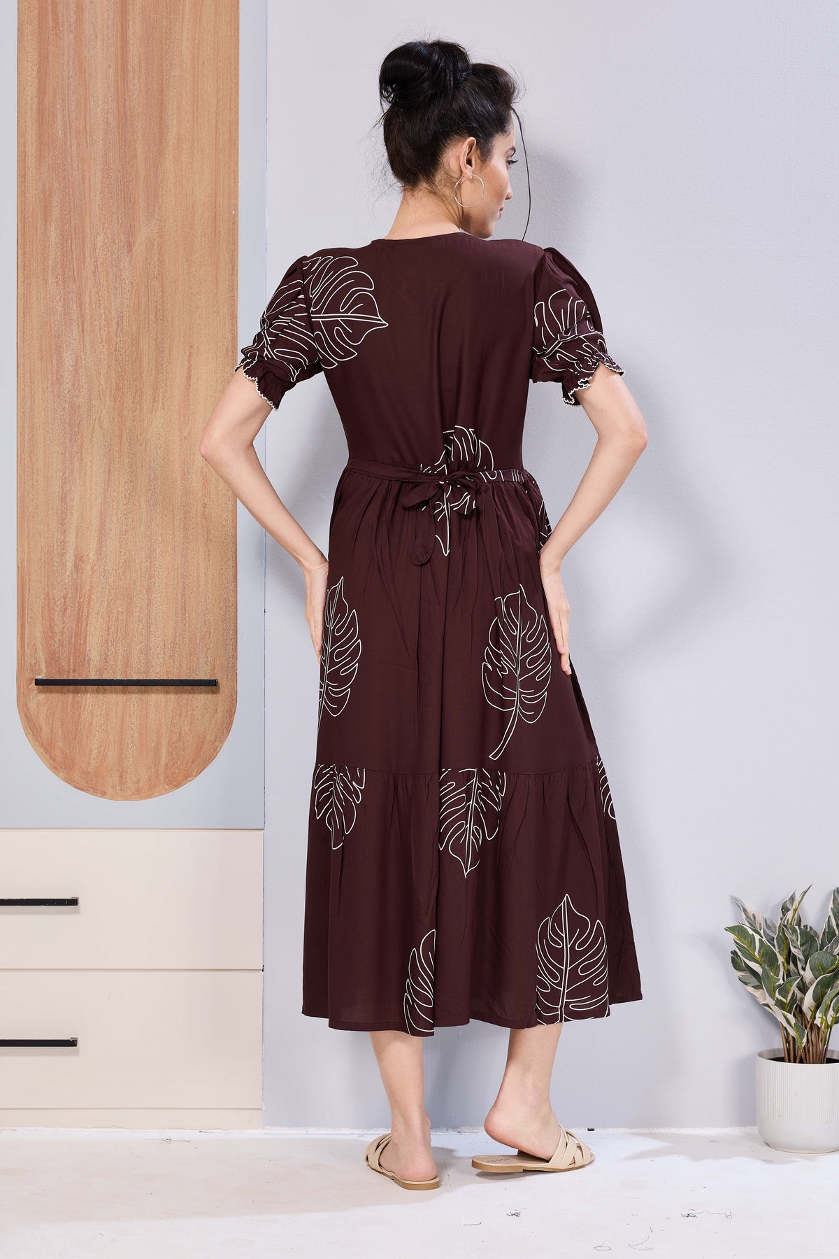 Stylish Picoting Maternity & Feeding Maxi Dress – Navy Geometric Abstract Nursing Frock with Invisible Zipper & Frill Sleeves