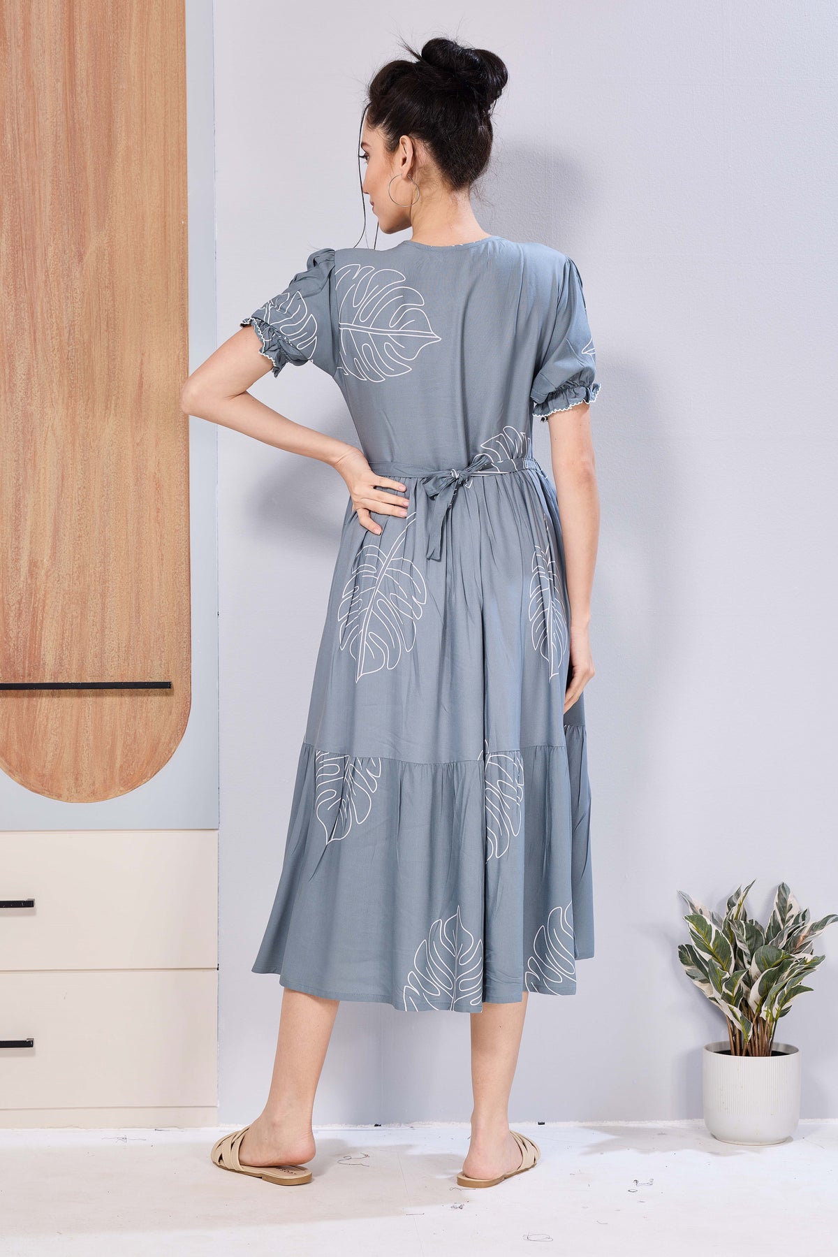 Stylish Picoting Maternity & Feeding Maxi Dress – Navy Geometric Abstract Nursing Frock with Invisible Zipper & Frill Sleeves