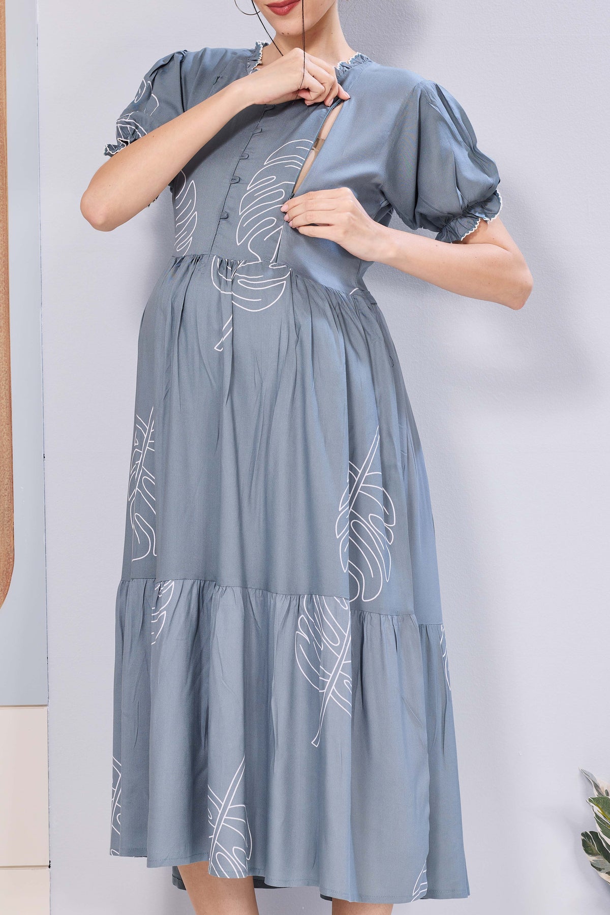 Stylish Picoting Maternity & Feeding Maxi Dress – Navy Geometric Abstract Nursing Frock with Invisible Zipper & Frill Sleeves