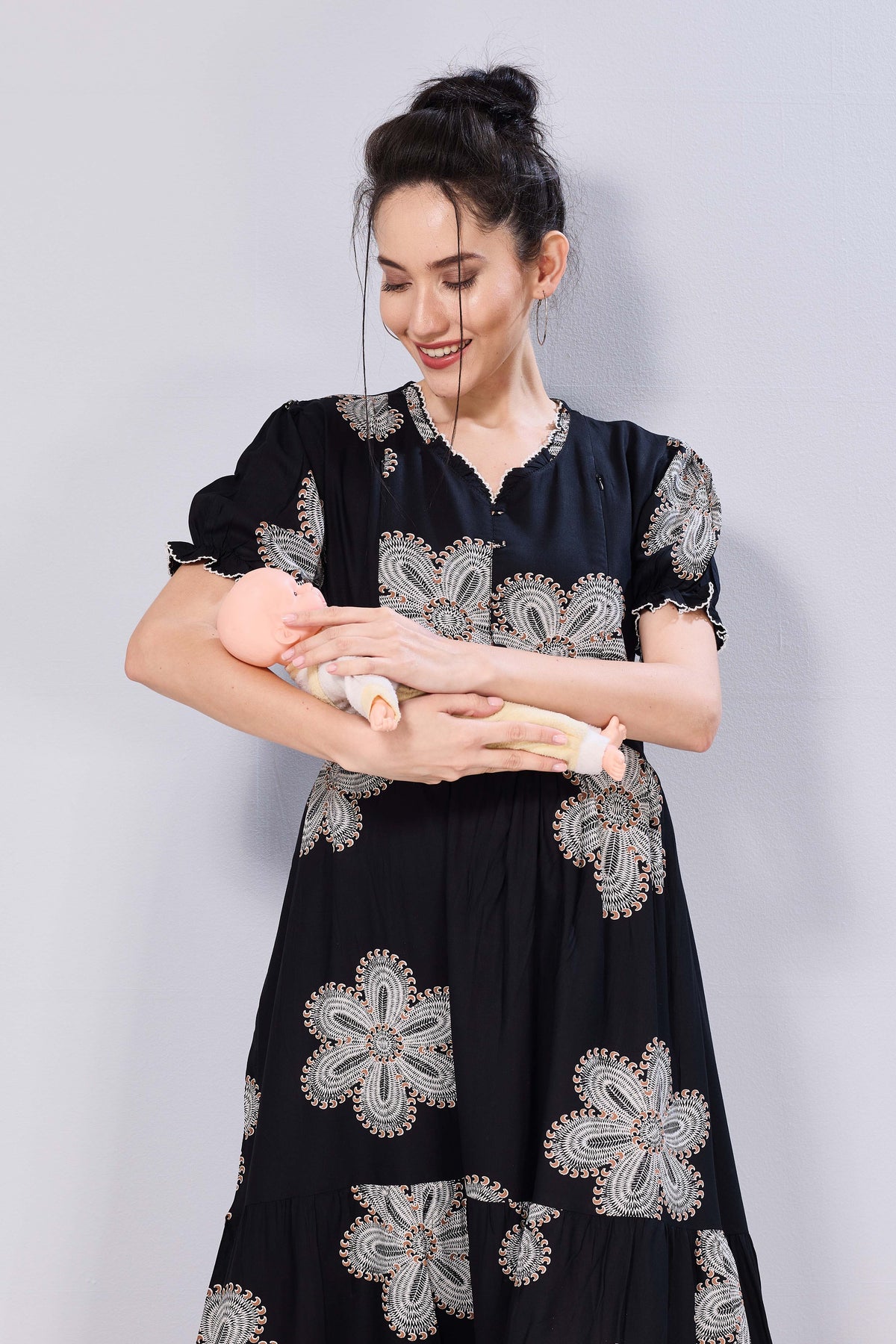 Oversized Stylized Floral Picoting Maternity & Feeding Maxi Dress for Women – Comfort Casual Maxi Frock with Invisible Zipper Nursing Wear