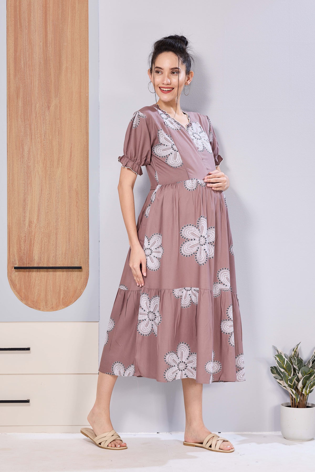 Oversized Stylized Floral Picoting Maternity & Feeding Maxi Dress for Women – Comfort Casual Maxi Frock with Invisible Zipper Nursing Wear