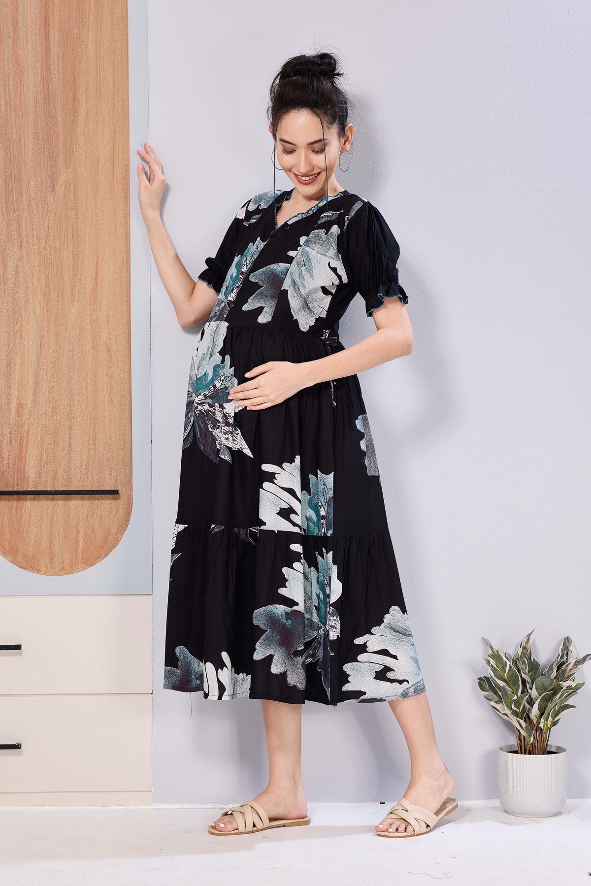 Stylish Picoting Maternity & Feeding Maxi Dress – Coffee Brown Leaf Line-Art Nursing Frock with Invisible Zipper & Frill Sleeves