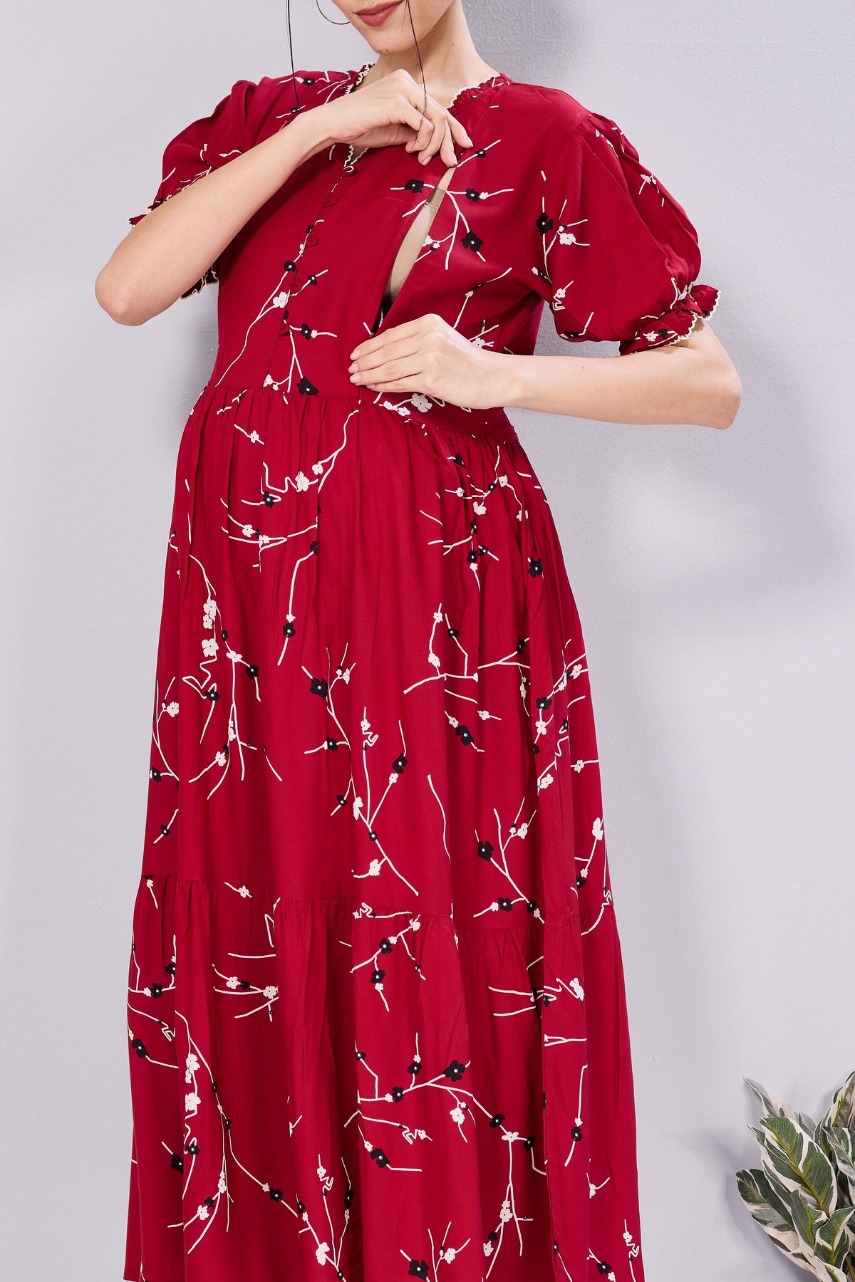 Stylish Picoting Maternity & Feeding Maxi Dress – Red Cherry Blossom Floral Nursing Frock with Invisible Zipper & Scalloped Sleeves